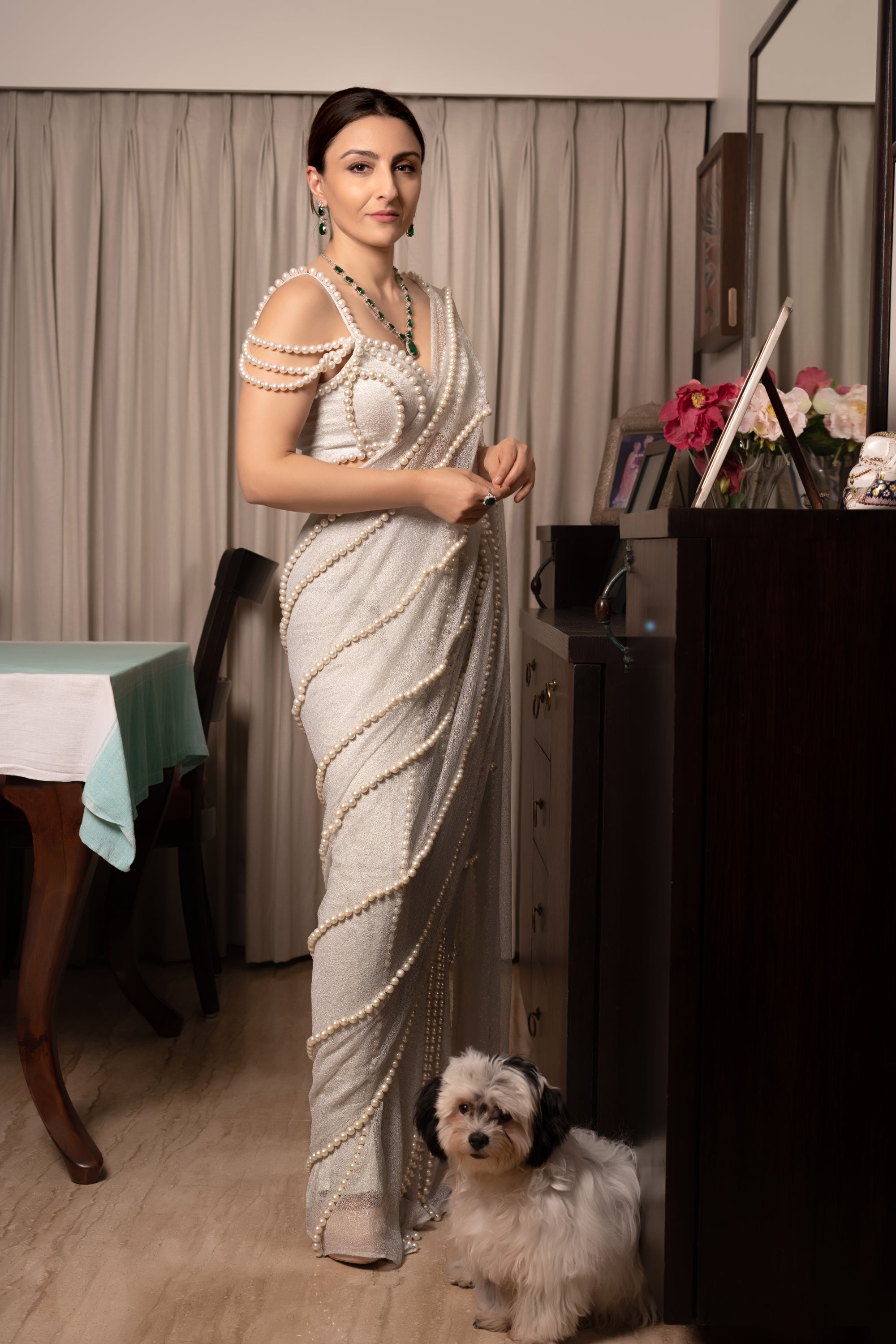 Soha Ali khan in Pearl sari
