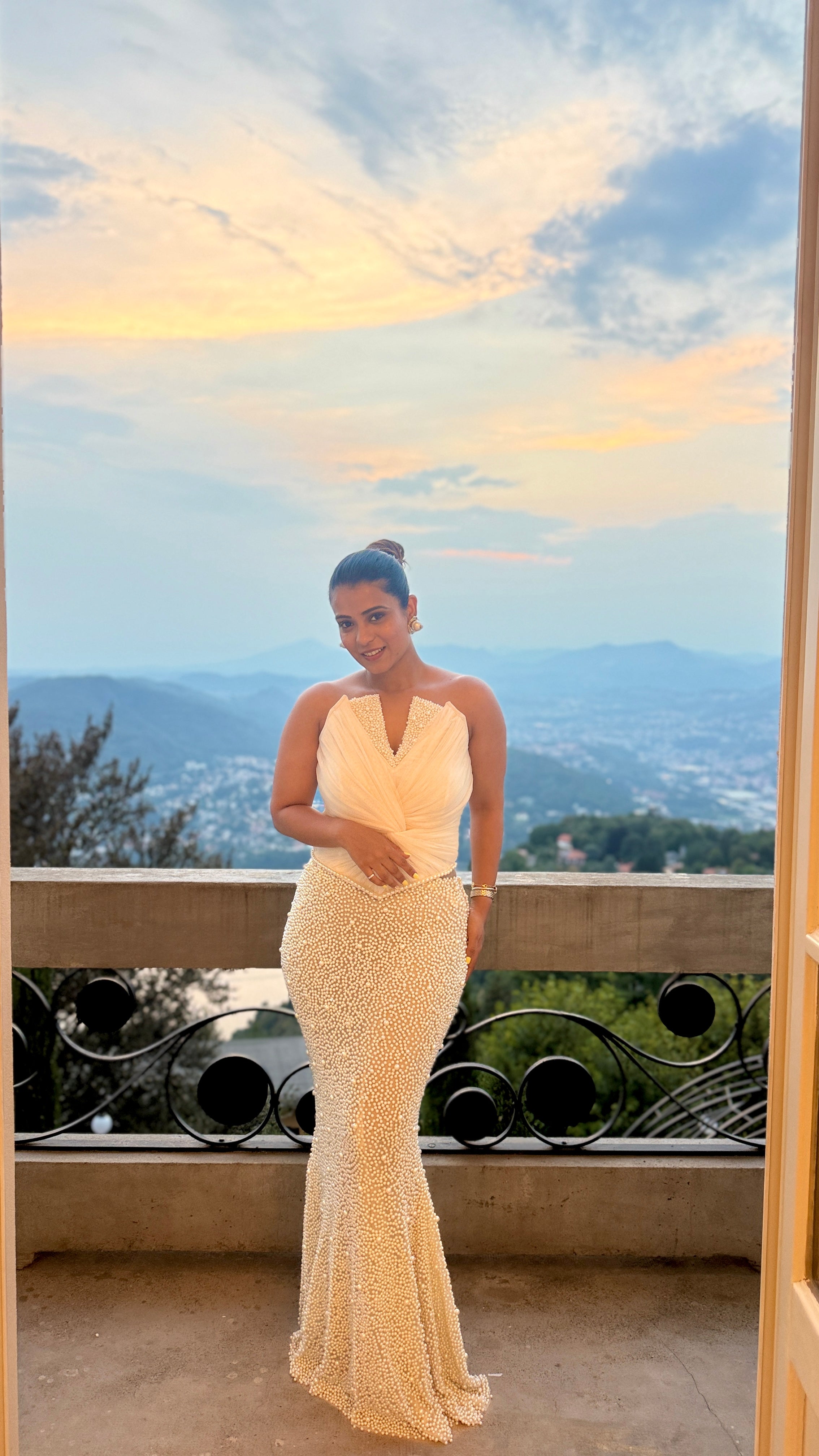 Perla di Como gown