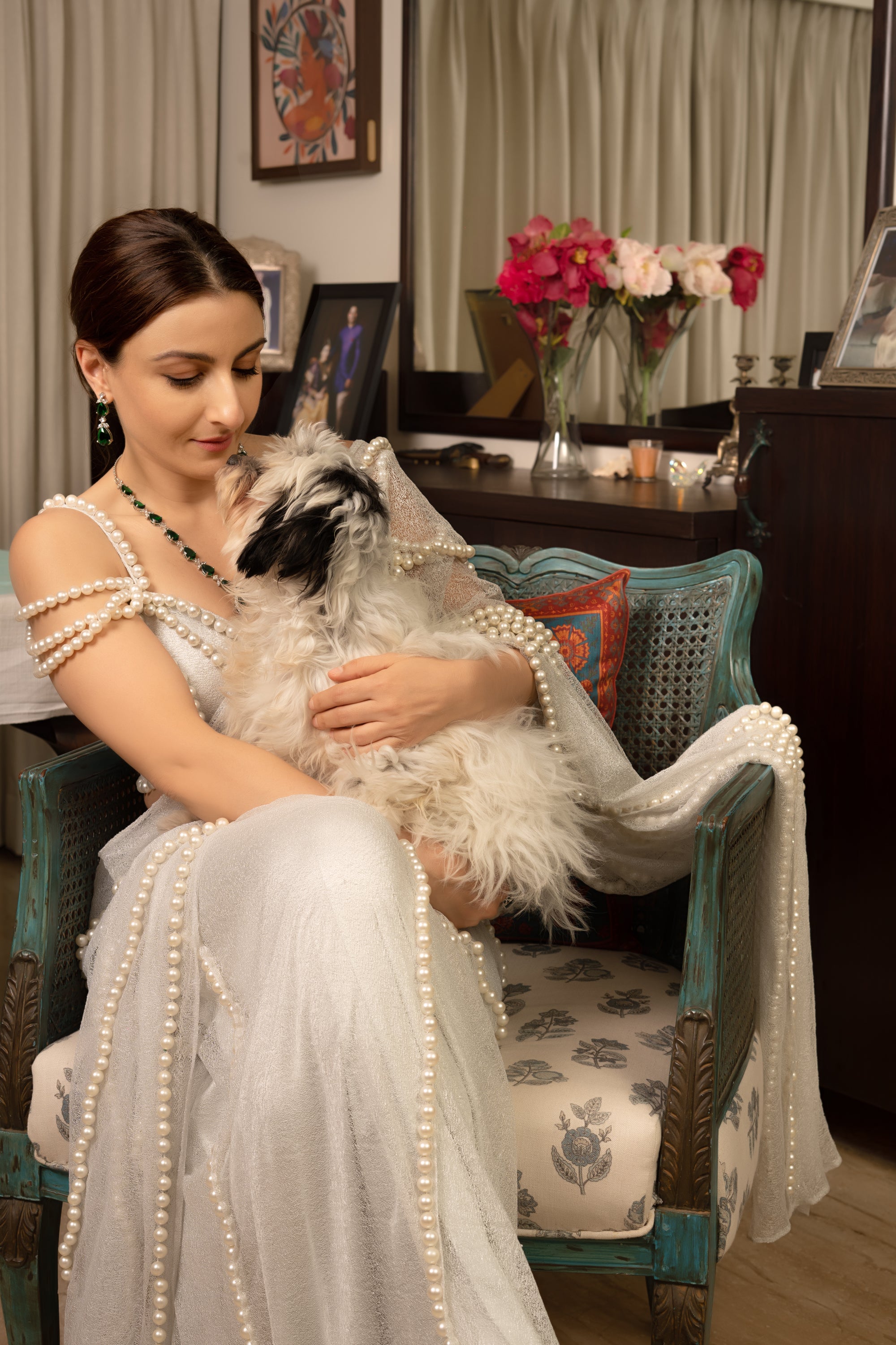 Soha Ali khan in Pearl sari