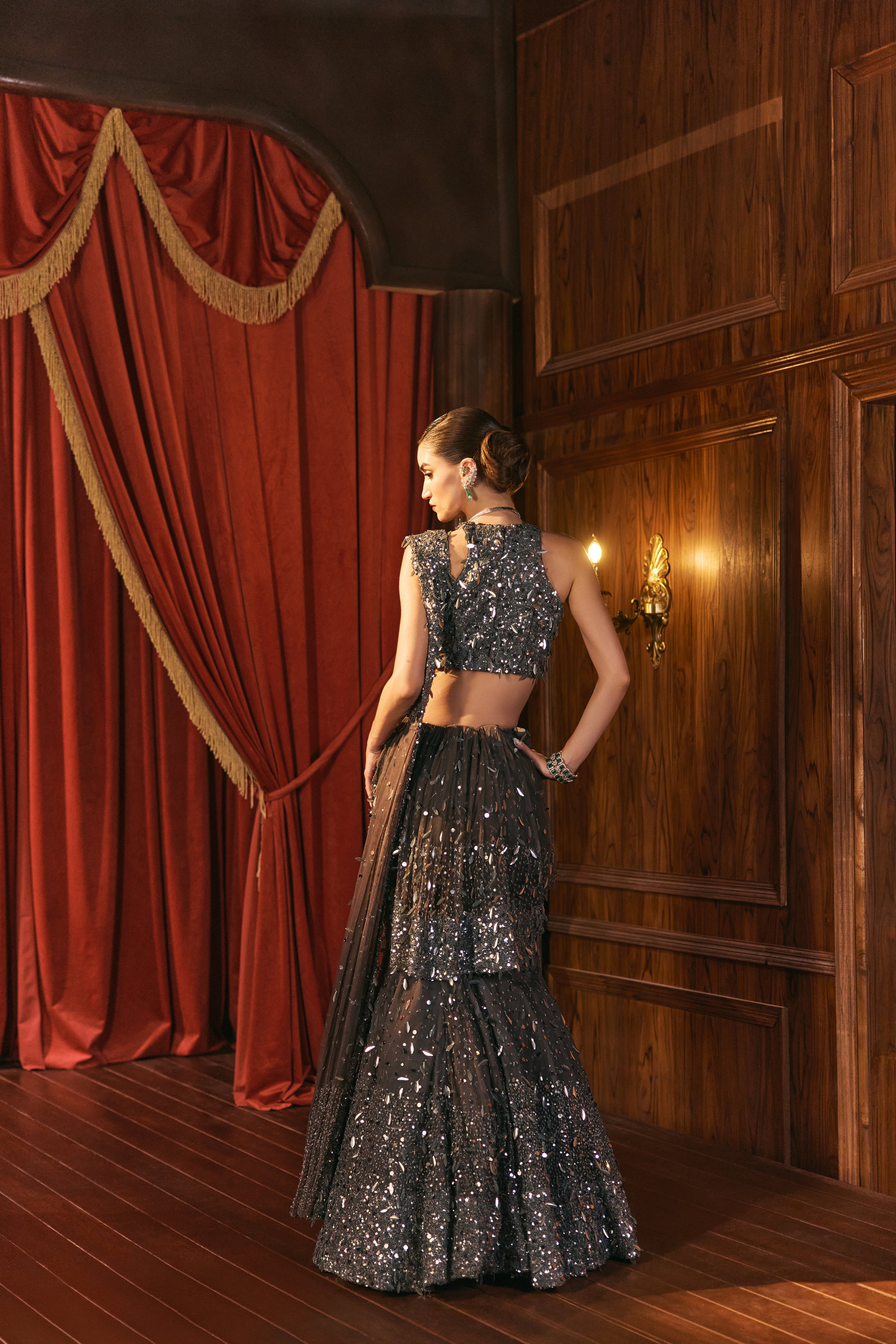 Sterling shimmer- lehenga saree
